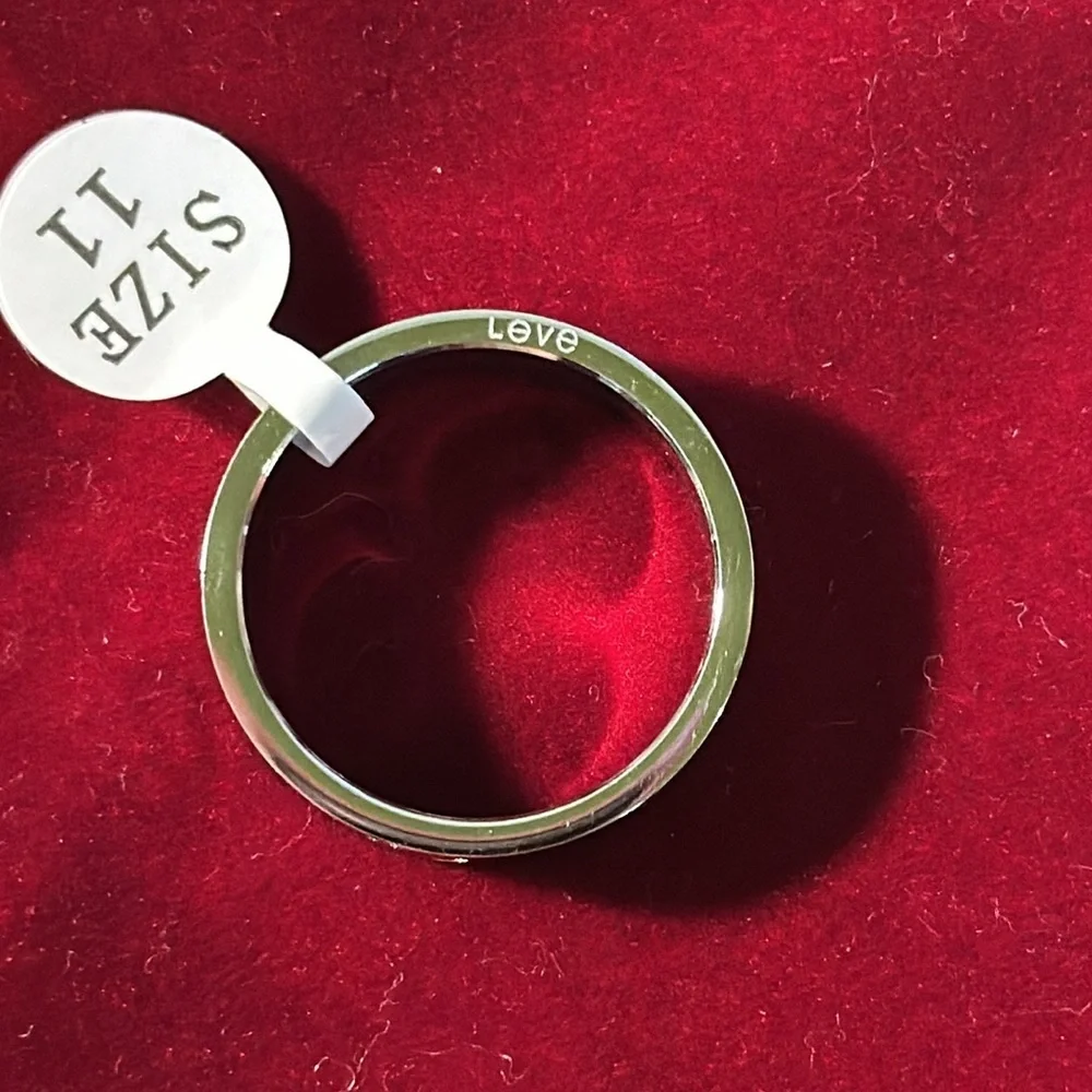 Love Ring Unisex Silver Titanium Alloy Fashion Luxe Jewelry Various Sizes - Picture 5 of 6